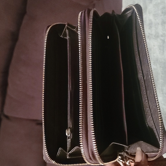 Wristlet - Picture 3 of 4